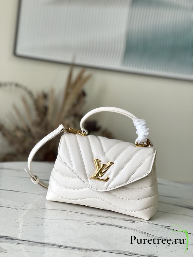 Louis Vuitton Hold Me White Smooth Leather M21797 size 23x15x10 cm - 1