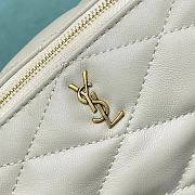 YSL Sade Small Tube Bag In Quilted White Lambskin 23x11.5x11 cm - 3