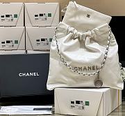 Chanel 22 Handbag White Shiny Calfskin & Silver-Tone Metal AS3260 39x42x8 cm - 1