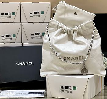 Chanel 22 Handbag White Shiny Calfskin & Silver-Tone Metal AS3260 39x42x8 cm