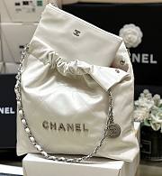 Chanel 22 Small Handbag White Shiny Calfskin & Silver-Tone Metal 35x37x7cm - 5