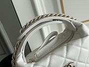 Chanel Pouch White Lambskin & Silver-Tone Metal 16x16x5.5 cm - 4