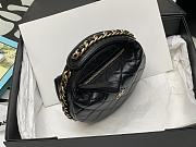 Chanel Pouch Black Lambskin & Golden-Tone Metal 16x16x5.5 cm - 3