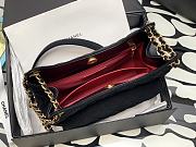 Chanel Hobo Bag Black Wool Jersey & Golden Metal Size 21.5x22.5x7 cm - 6