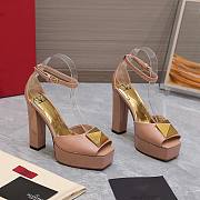 Valentino Open Toe Pump With One Stud Platform Beige Patent Leather 120 mm - 1