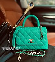 Chanel Coco Mini Bag Green Grain Leather & Gold Hardware size 19x13x9 cm - 1