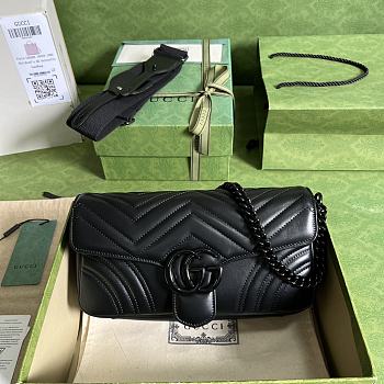 Gucci GG Marmont Shoulder Bag Black Leather 734814 size 26.5x13x7 cm
