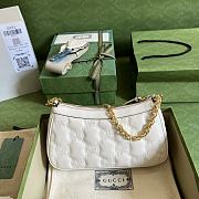 Gucci GG Matelassé Handbag White 735049 size 25x15x8 cm - 2