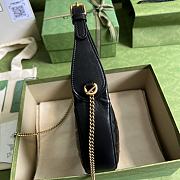 Gucci GG Marmont Half-Moon-Shaped Mini Bag Black size 21 x 11 x 5 cm  - 5