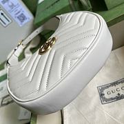 Gucci GG Marmont Half-Moon-Shaped Mini Bag White size 21 x 11 x 5 cm - 4