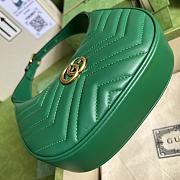 Gucci GG Marmont Half-Moon-Shaped Mini Bag Green size 21 x 11 x 5 cm - 3