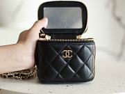 Chanel Small Top Handle Vanity Case With Chain Black size 11x8.5x7 cm - 2