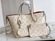 LV Blossom PM Cream Beige Mahina Leather M21909 size 20x20x12.5 cm - 1