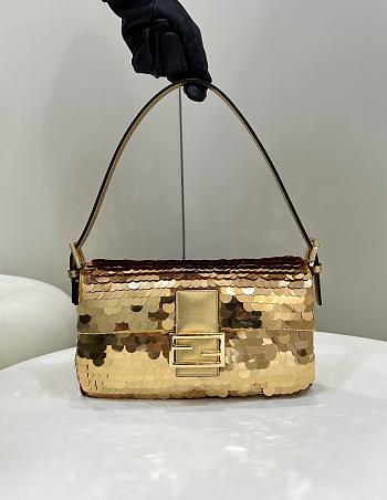 Fendi Baguette 1997 Gold Leather & Sequinned Bag 27x5x14 cm