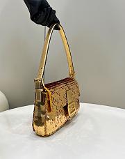 Fendi Baguette 1997 Gold Leather & Sequinned Bag 27x5x14 cm - 3