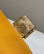 Fendi Baguette 1997 Gold Leather & Sequinned Bag 27x5x14 cm - 5