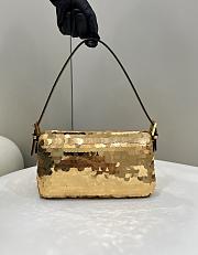 Fendi Baguette 1997 Gold Leather & Sequinned Bag 27x5x14 cm - 2