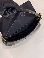 Fendi Baguette 1997 Black Leather & Sequinned Bag 27x5x14 cm - 6