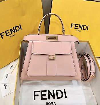Fendi Peekaboo Iseeu Medium Tote Bag Pink size 33.5x13x25.5 cm