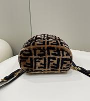 Fendi FF Sheepskin Fur Backpack size 25 x 12 x 25 cm - 3