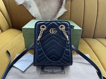Gucci Gucci GG Marmont Matelasse Mini Bag Black Size 16x19x7cm