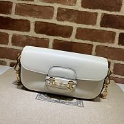 Gucci Horsebit 1955 Small Shoulder Bag size White Leather 23.5x13x7 cm - 1