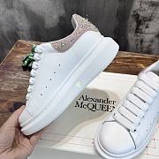 Alexander McQueen Oversized Low-top Sneakers Pink - 2