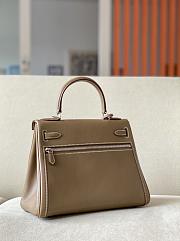 Hermes Kelly Lakis Bag Taupe Swift Leather Silver Hardware 32x23x10.5 cm - 5
