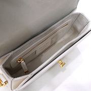 Dior 30 Montaigne Avenue Bag White Box Calfskin 22.5x12.5x6.5 cm - 2