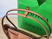 Bottega Veneta Small Arco Brown Leather Size 33 x 21 x 9 cm - 5