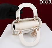 Dior Mini Lady Bag White Size 17 x 15 x 7cm - 2