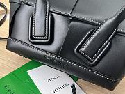 Bottega Veneta Mini Arco Black Leather with Strap 29x16x6 cm - 4
