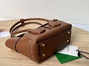 Bottega Veneta Mini Arco Brown Leather with Strap 29x16x6 cm - 4