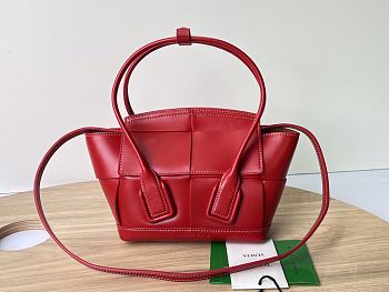 Bottega Veneta Mini Arco Red Leather with Strap 29x16x6 cm