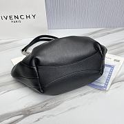 Givenchy Kenny Small Black Leather Shoulder Bag 32 x 22 x 17 cm - 6