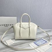 Givenchy Mini Antigona Bag White Leather 23 x 27 x 13 cm - 3