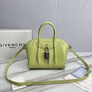 Givenchy Mini Antigona Bag Green Leather 23 x 27 x 13 cm - 1