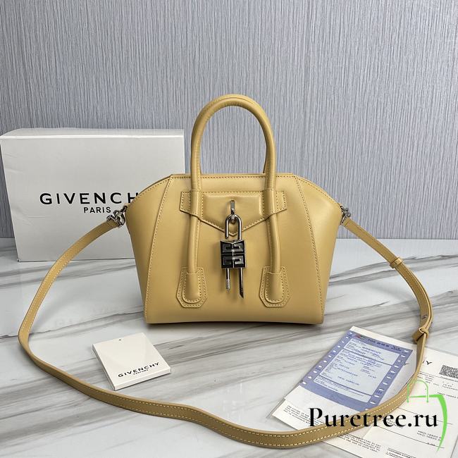 Givenchy Mini Antigona Bag Yellow Leather 23 x 27 x 13 cm - 1