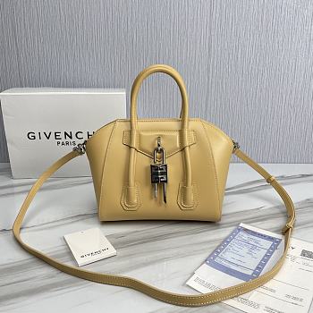 Givenchy Mini Antigona Bag Yellow Leather 23 x 27 x 13 cm