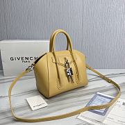 Givenchy Mini Antigona Bag Yellow Leather 23 x 27 x 13 cm - 2