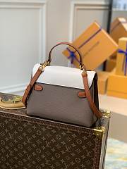 LV Lockme Ever BB White/Brown/Grey Size 28x20x11.5 cm - 3