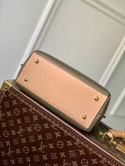 LV LockMe Ever BB Light Khaki Green M20797 size 28 x 20 x 11.5 cm - 3