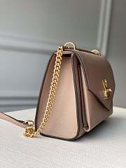 LV Mylockme Chain Bag Greige size 22.5 x 17 x 5.5 cm - 3