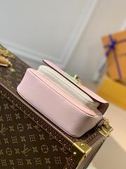 Louis Vuitton Lockme Tender Pink Leather size 19 x 13 x 8 cm - 6