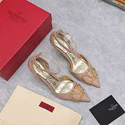 Valentino Garavani Rockstud Alcove Rose Cannelle Leather Pumps - 2