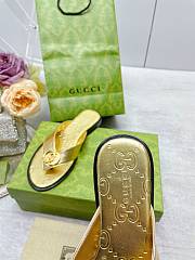 Gucci Women's Interlocking G Thong Sandal Golden - 6