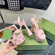 Gucci Women's Interlocking G Studs Sandal Pink - 6