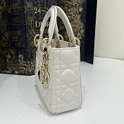Dior Mini Lady Bag White Lambskin Size 17 x 15 x 7 cm - 4