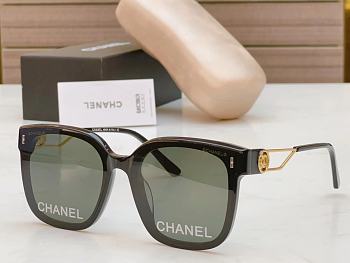 Chanel Sunglasses CH5686