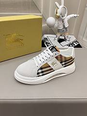 Burberry Vintage Check White Men's Sneakers  - 4